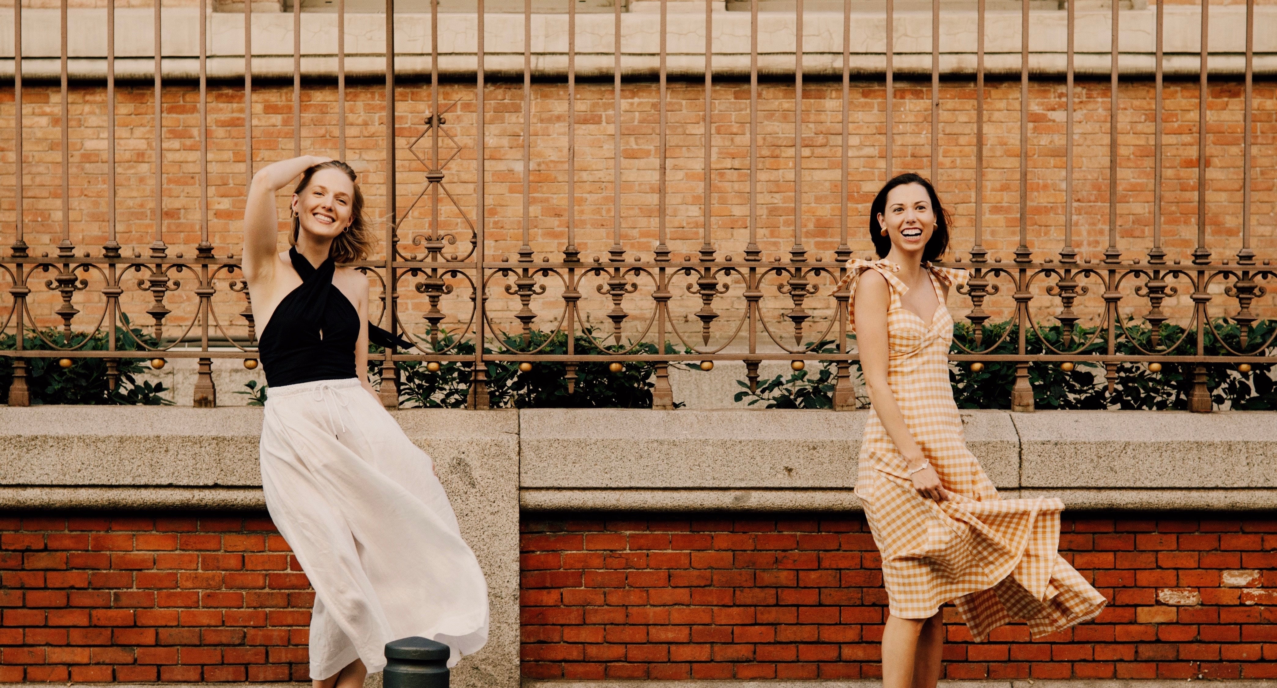 Offline Wine Founder Sisters Sarah and Emily Mack