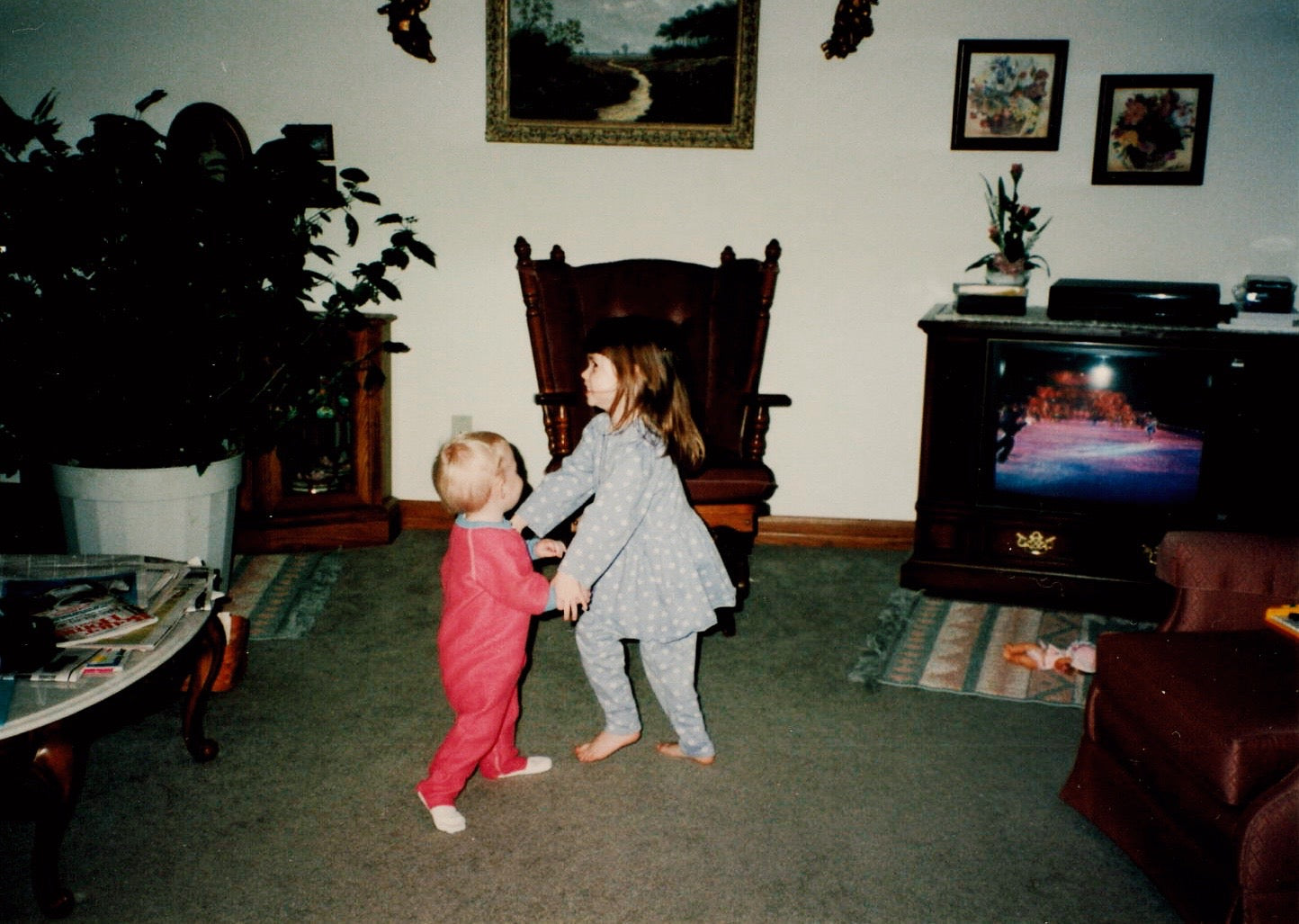 Offline Founder Sisters, Sarah and Emily, Dancing as Kids