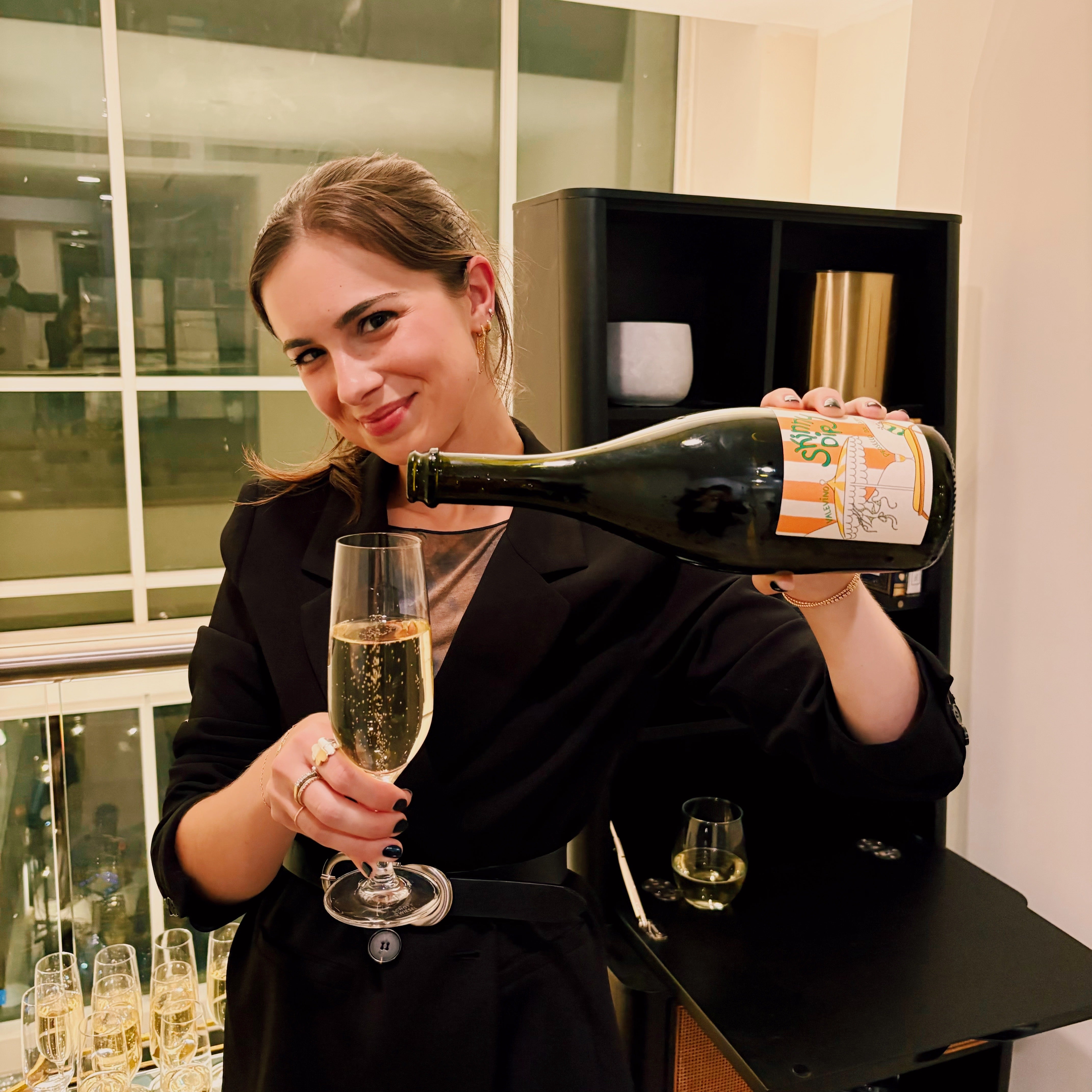 Offline Wine Skinny Dip Prosecco at Supper Club in NYC