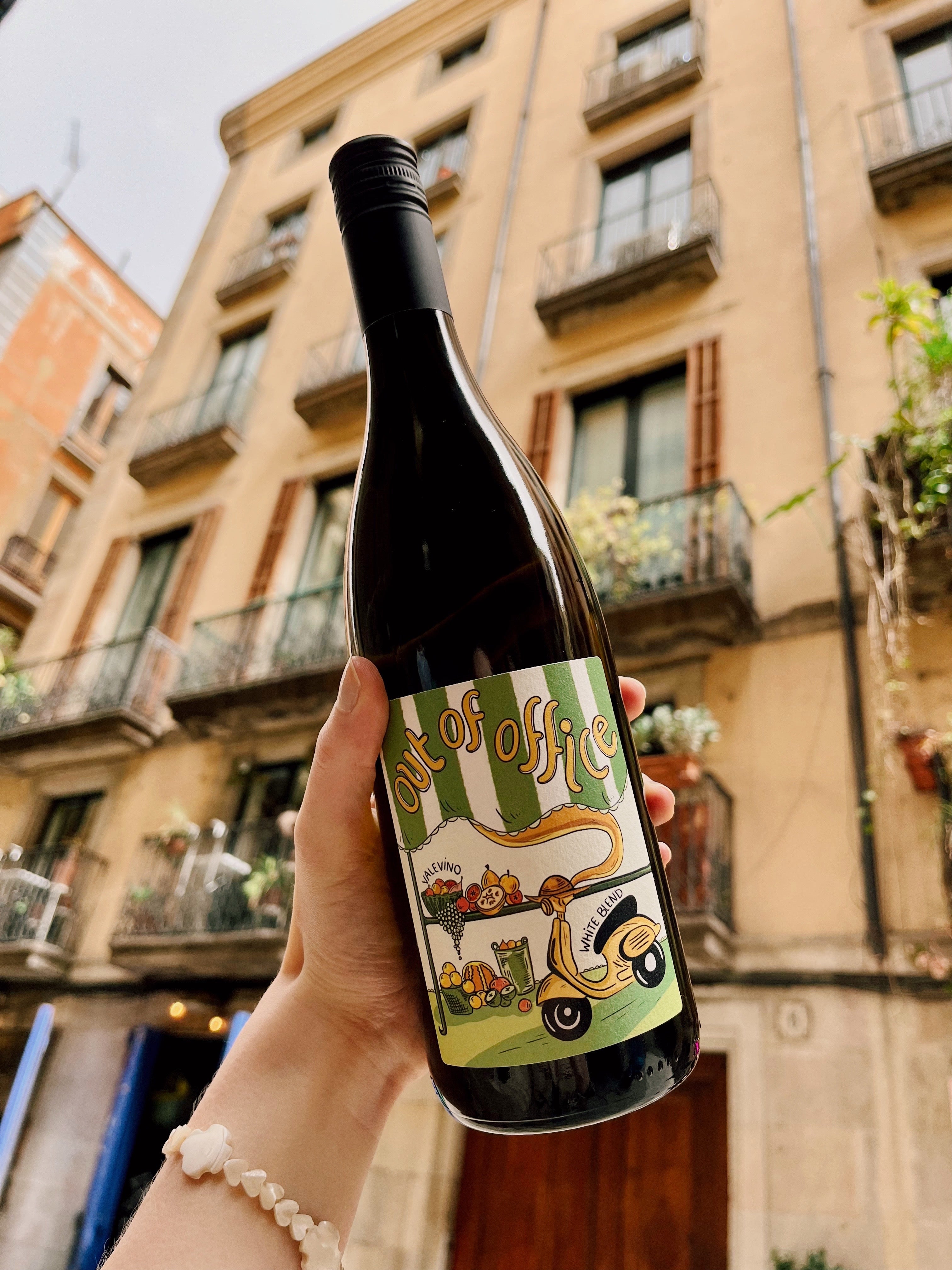 Offline Wine Out of Offline White Blend Wine from Europe