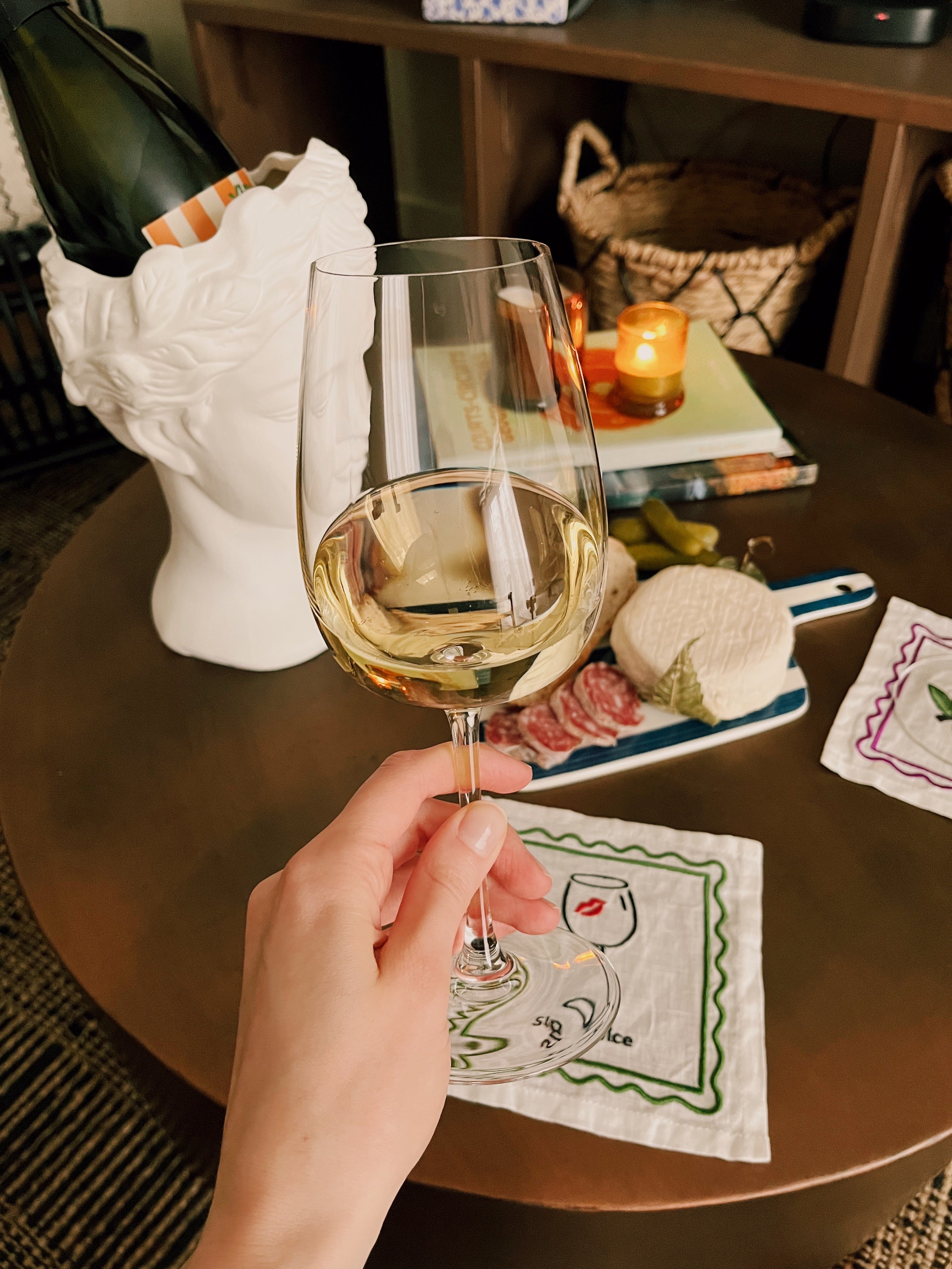 Offline Wine Skinny Dip Prosecco with Cheeky Linen Cocktail Napkins